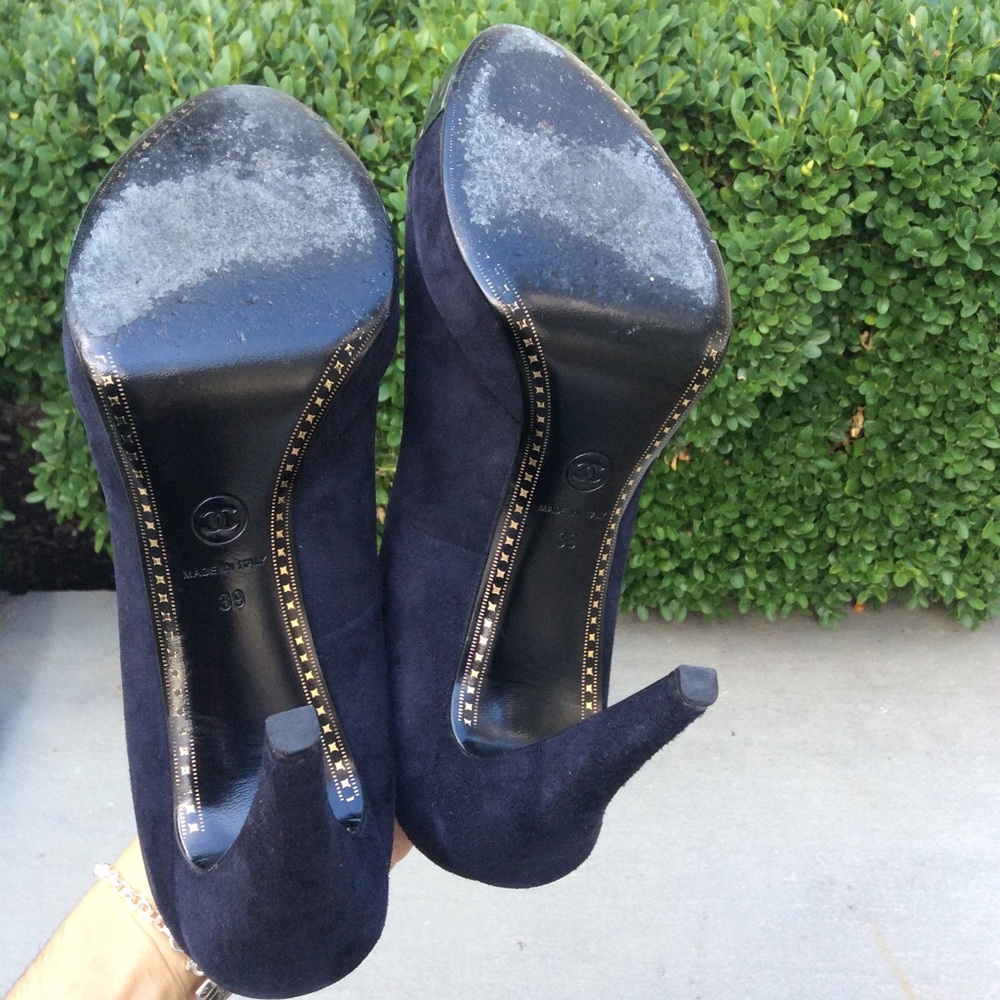⬇️$415 Chanel ‘Ledge’ Cap Toe Heels! - Picture 6 of 8